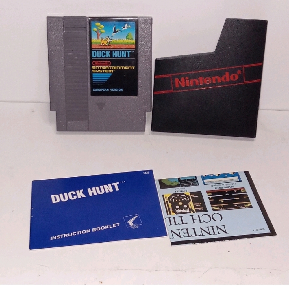 Nes Duck Hunt European Version Small Box Nintendo 5 Screw Complete Rare - Picture 3 of 4